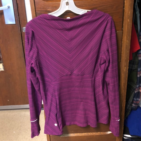 lululemon long sleeve wide neck top - Picture 2 of 2